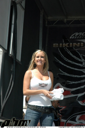 NHRA_Girls_026